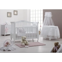 Picture Beautiful ivory chest of drawers for a baby - Italbaby