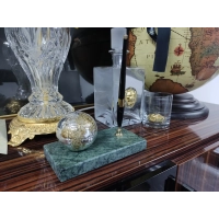 Picture Decorative globe with a pen on a marble base - ArtBe
