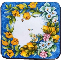 Bild Repräsentative Gartentischplatte aus vulkanischer Lava, verziert mit einem Blumenmotiv – Ceramiche Valchida
