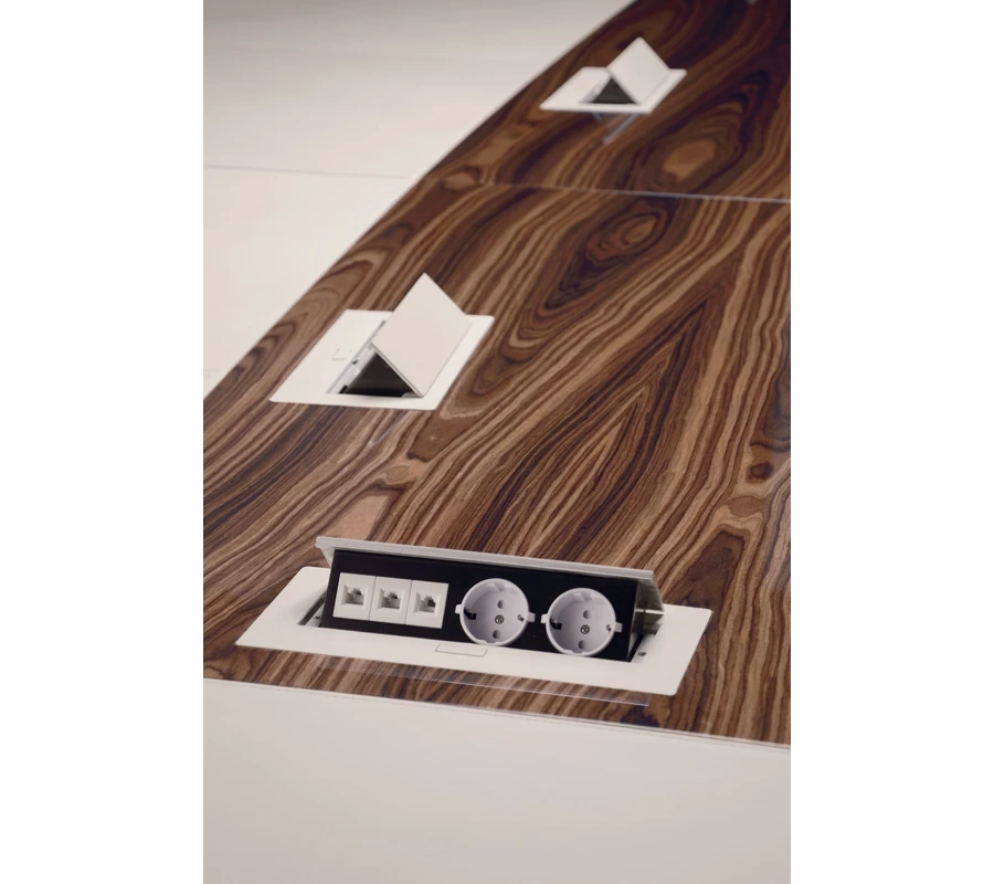 picture 4 A phenomenal President conference table