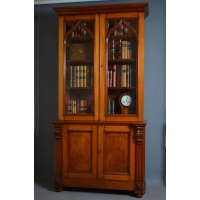 Picture Good Quality Victorian Mahogany Bookcase with Gothic Design Bars - Antique
