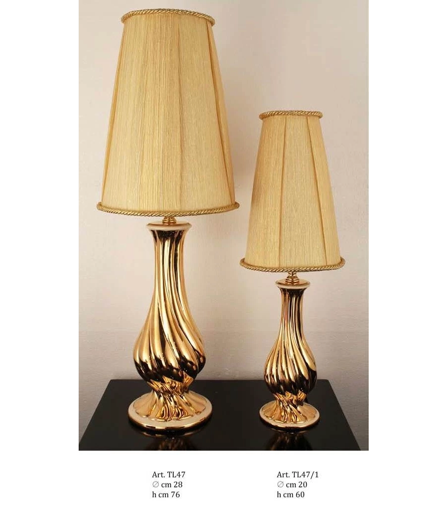 picture 1 Ceramic beige lamp